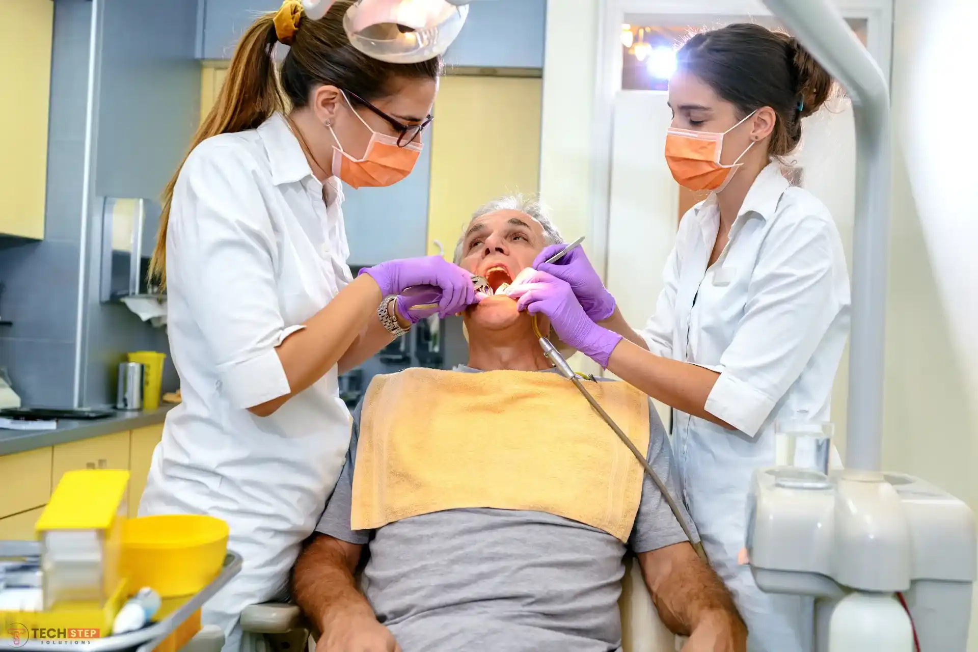 when can i eat solid food after tooth extraction